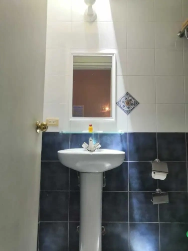 Economy Quadruple room