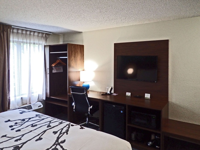 Sleep Inn & Suites California MD