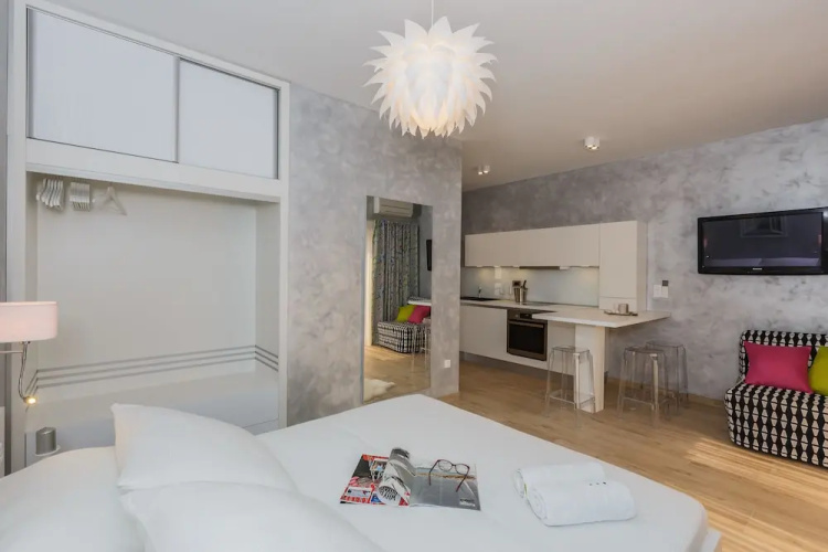Luxury  Apartments Giovanni with  pool