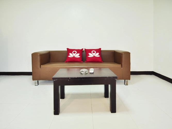 ZEN Rooms Aryan Suites