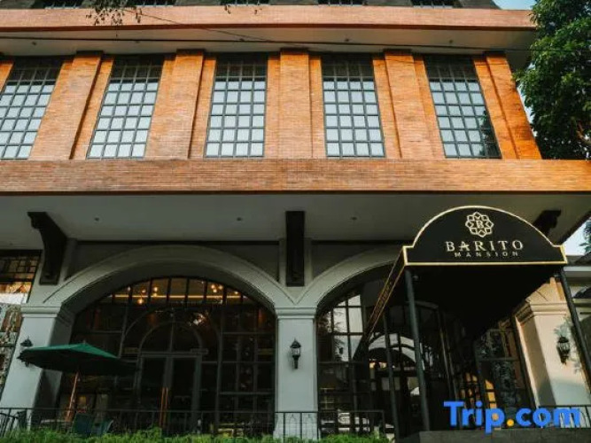 Barito Mansion Over view