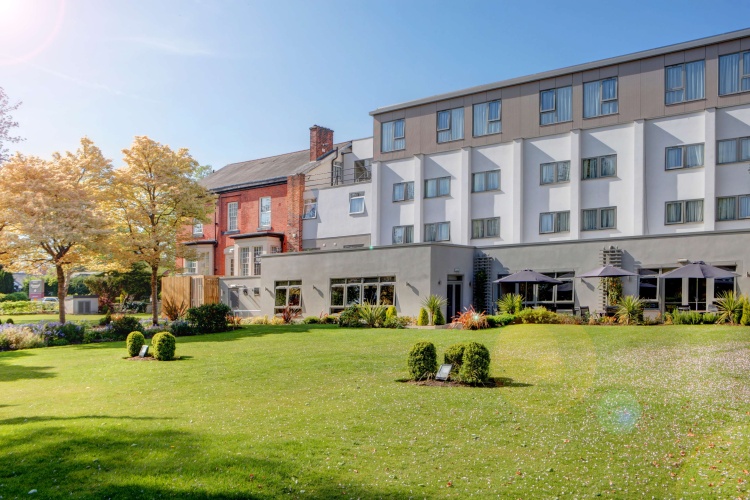 Plus Pinewood On Wilmslow Hotel Cheshire photo 18