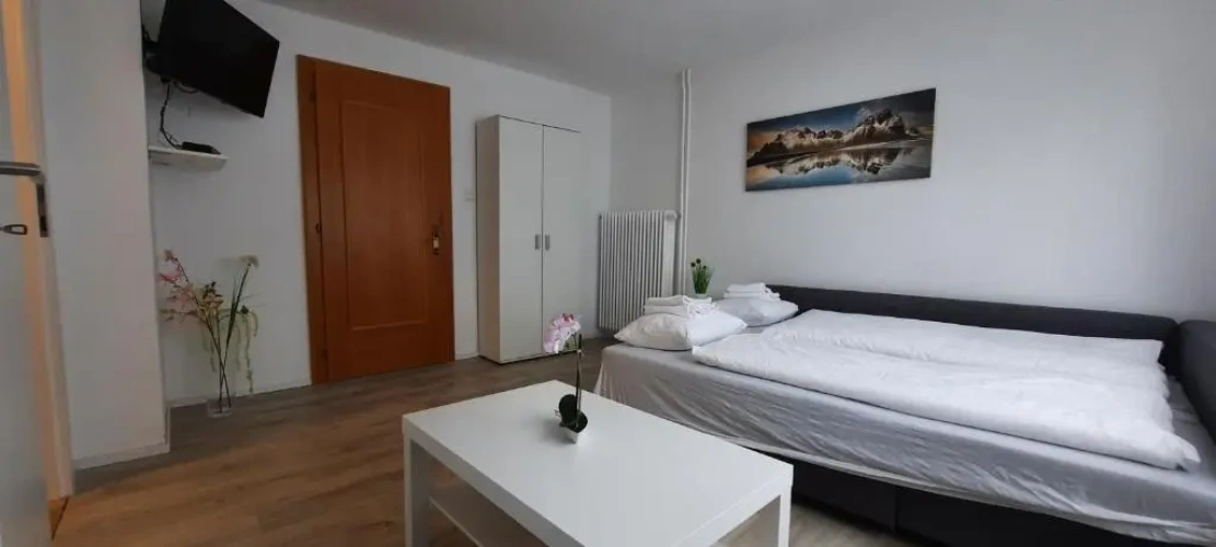 1 Bedroom Double Apartment
