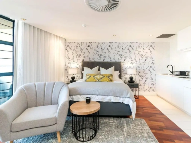 Deluxe Apartment