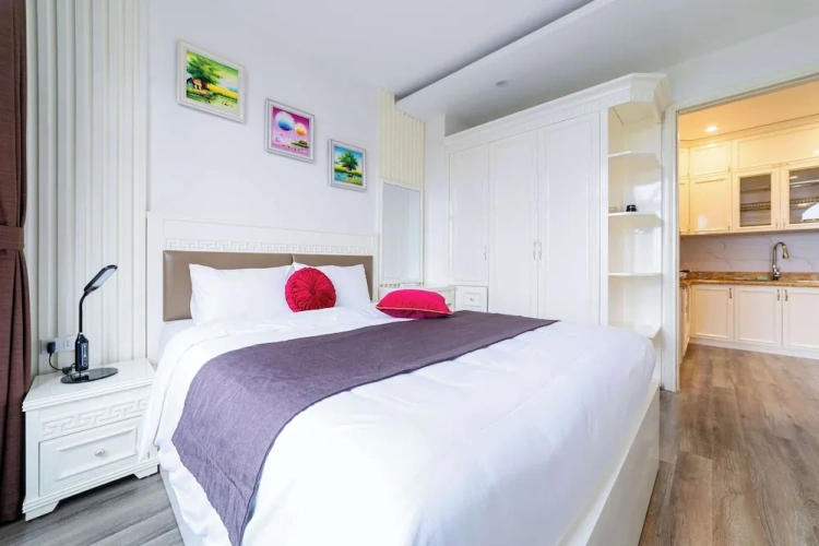 Luxury Double Apartment with park view