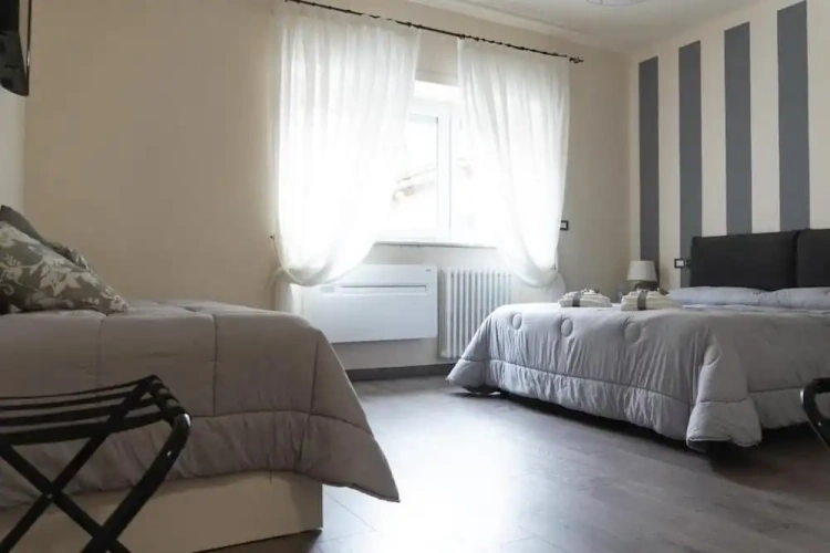Comfort Triple room with city view
