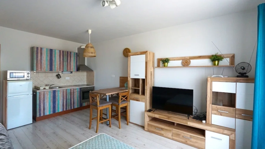 Family Apartment with balcony