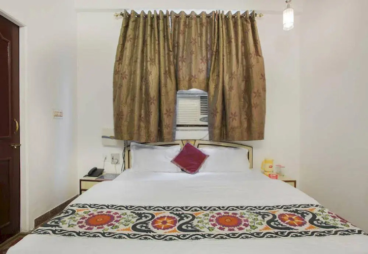 OYO Rooms Raja Park