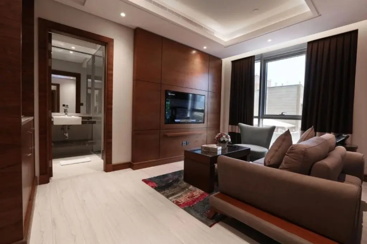 Weekend Hotel Sari