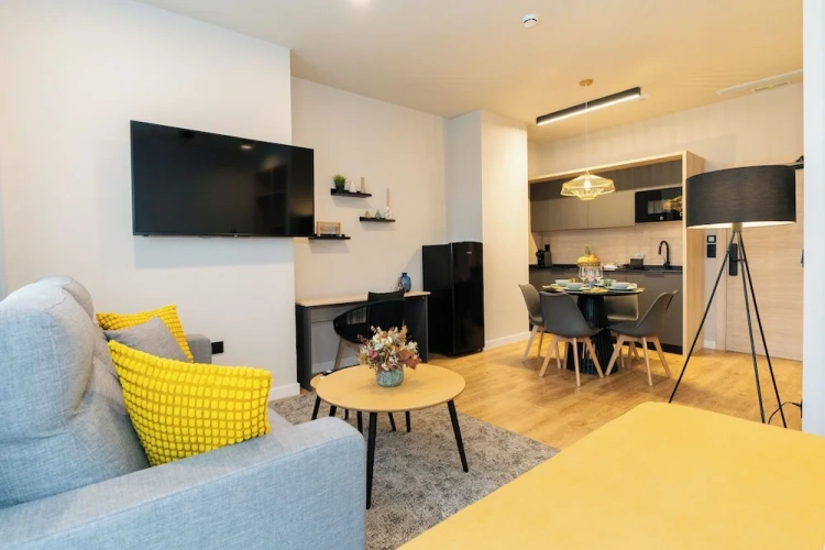 1 Bedroom Family Apartment