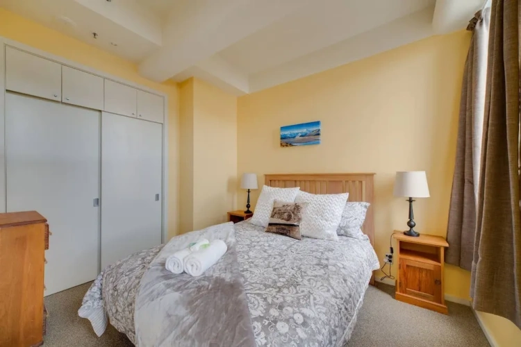 2 Bedrooms Apartment with balcony