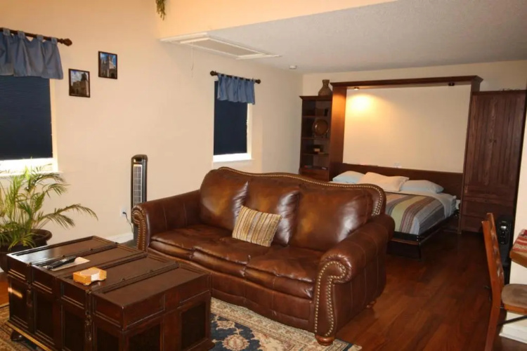 Woodrow House Bed and Breakfast