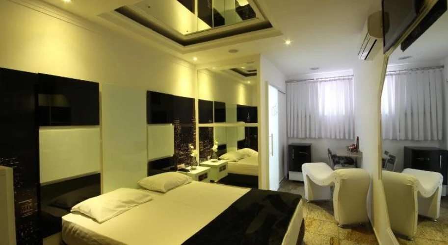 Hotel Segredos