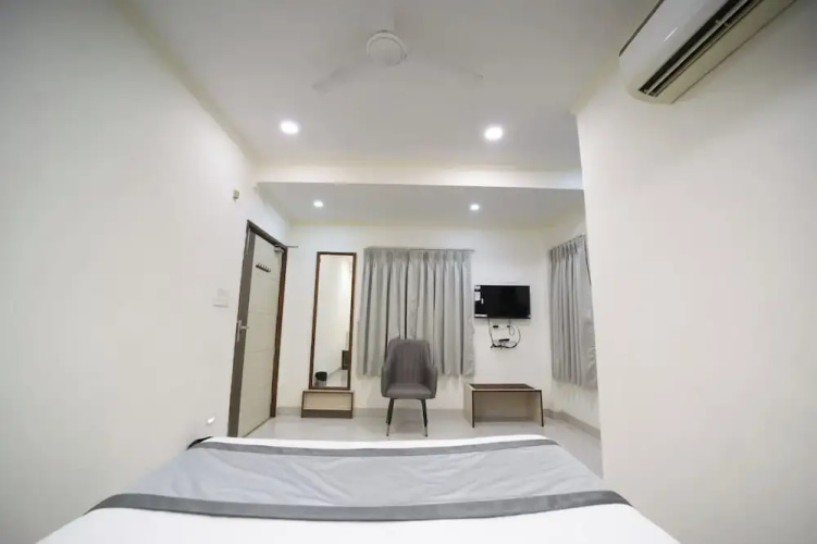 Hari Haran Prestige