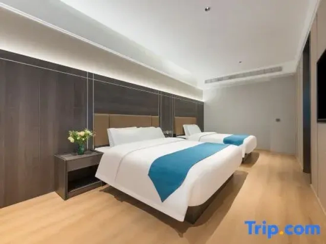 Superior Twin Family Suite