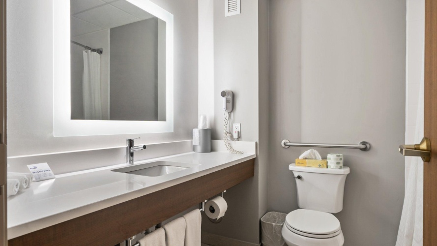 Quadruple Suite