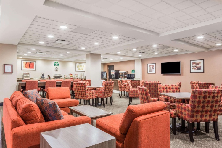 Wingate by Wyndham Regina photo 15