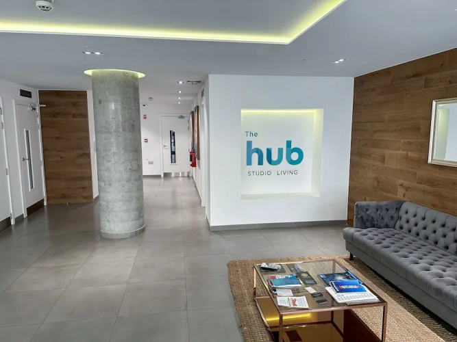 Top Floor Studio-The Hub-Self Catering