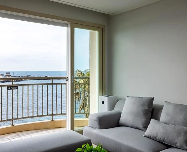 Suite with ocean view