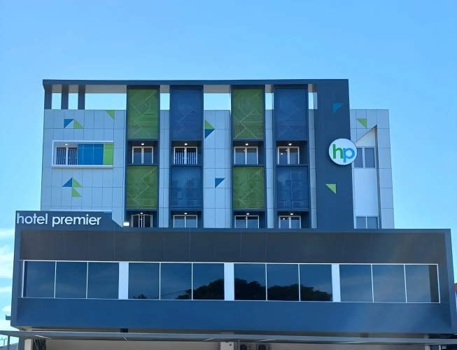 Hotel Premier Makassar - Makassar