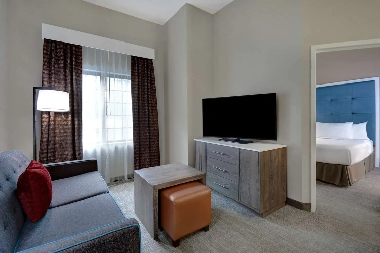 2 Bedrooms Suite