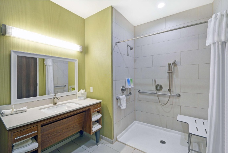 Quadruple Suite