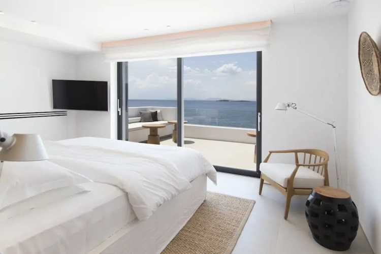 4 Bedrooms Villa with sea view