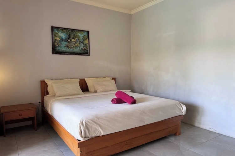 Deluxe room with balcony and with pool view