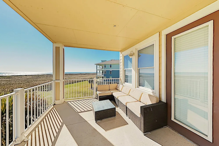 Pointe West #203 - 3 Br Condo