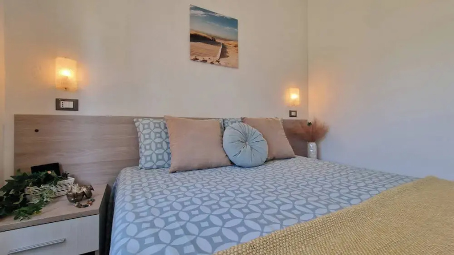 Bright Flat With Shared Garden
