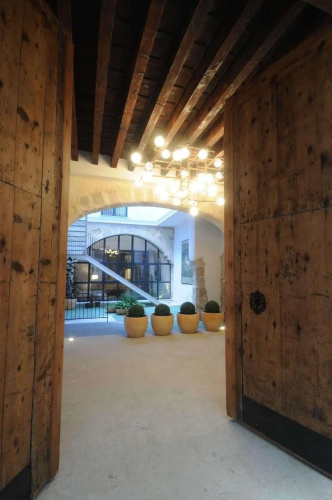 Catalina Suites Hotel 3*