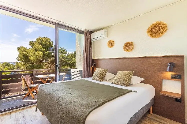 2 Bedrooms Standard Double room with balcony