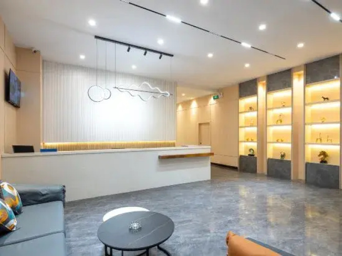 Plato hotel