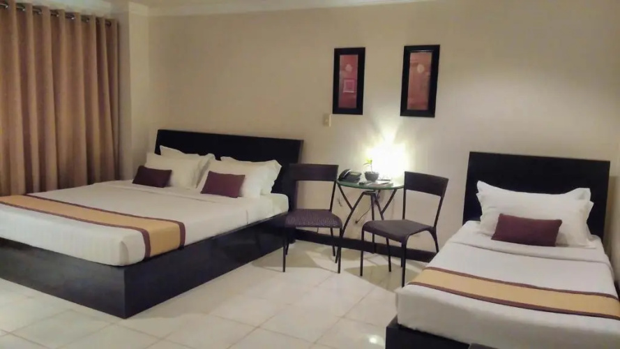 Hotel Tavern Surigao
