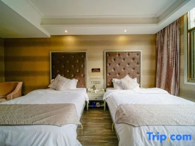 Triple Suite