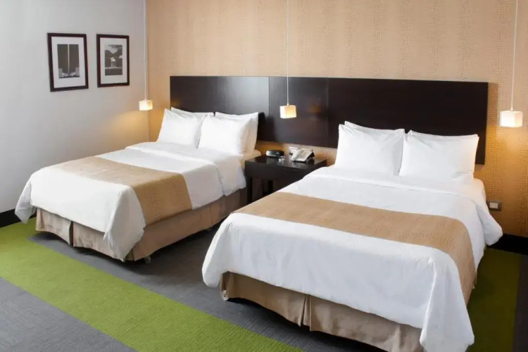 Hotel Trinitarias Suites