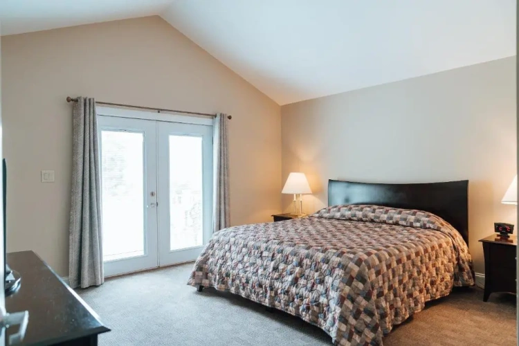 2 Bedrooms Cottage