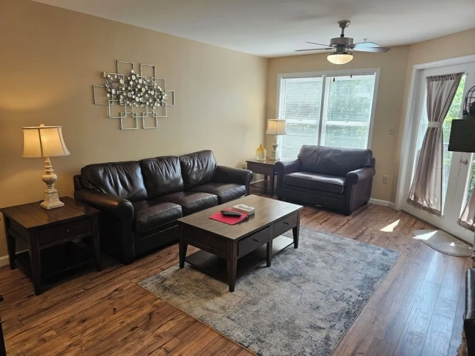 1 Bedroom Standard room with balcony and with river view