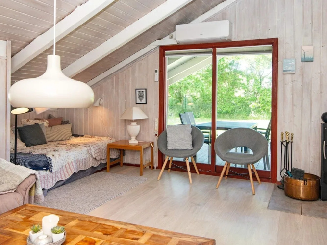 Secluded Harbor Cottage-by Traum