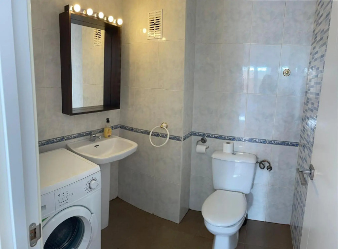 Apartamento con gran terraza cerca de la playa