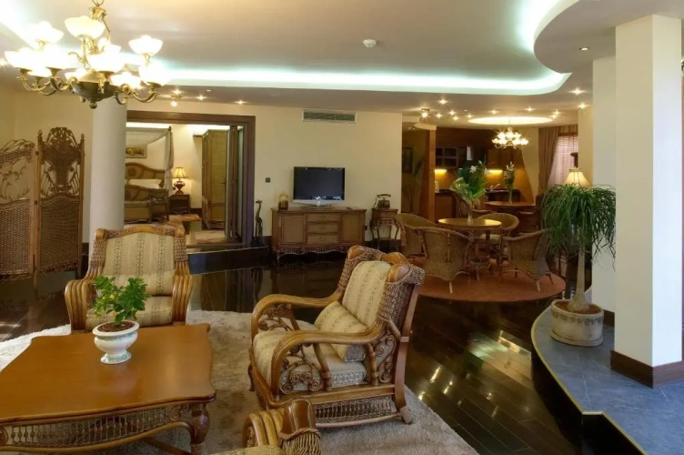 2 Bedrooms Executive Apartment
