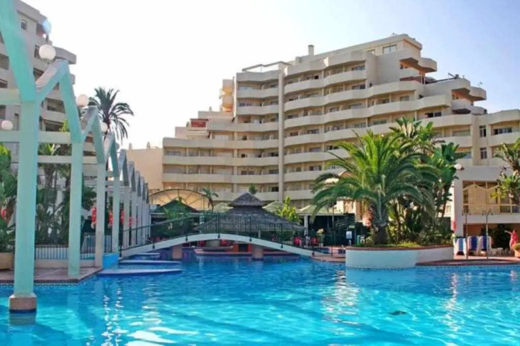 Benal Beach 705