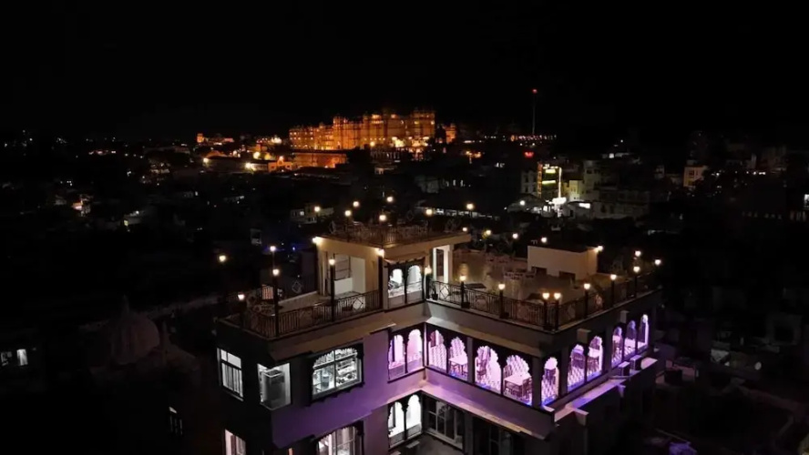 Udaipur View Guest House & Restaurant