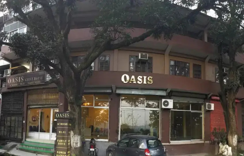 Hotel Oasis