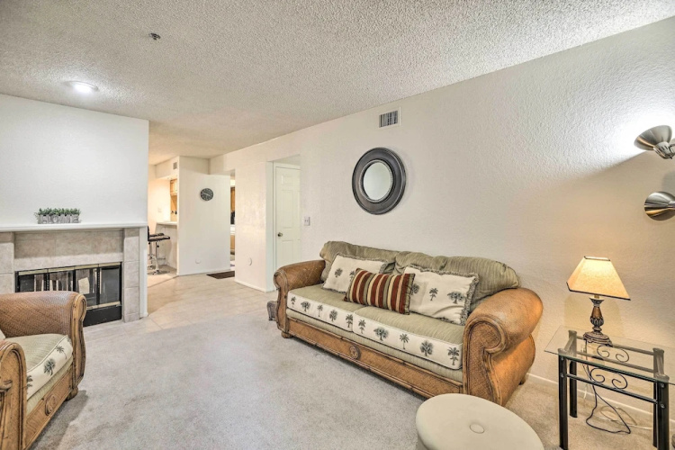 Scottsdale Condo w/ Pool & Hot Tub Access!
