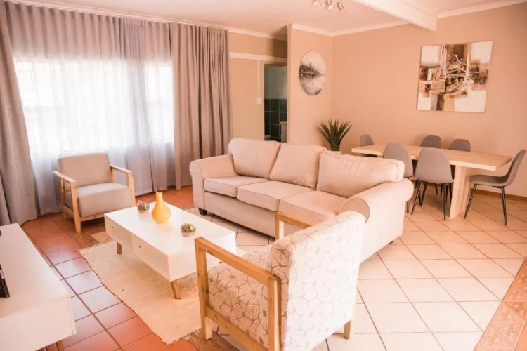 2 Bedrooms Apartment