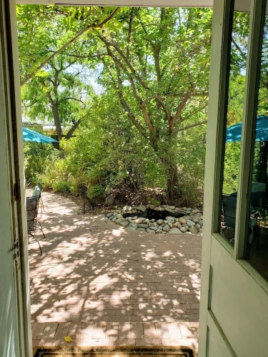 2 Bedrooms Cottage