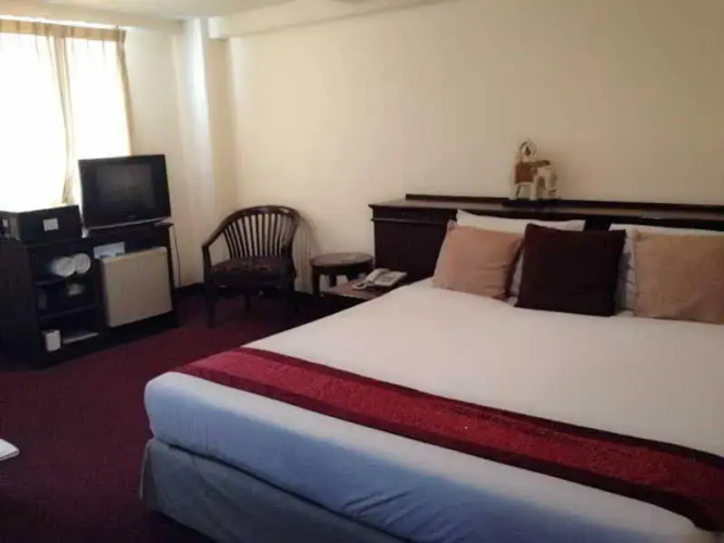 Nana City Inn