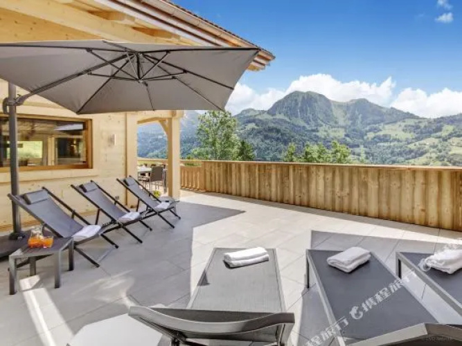 Chalet Caramel - OVO Network