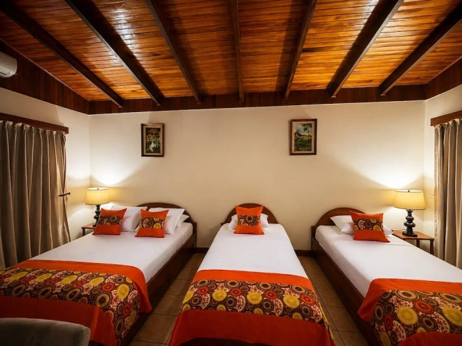 Classic Triple room with balcony
